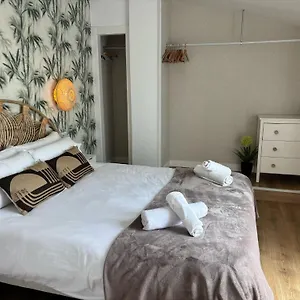 Apartment Wonderstays Maribel