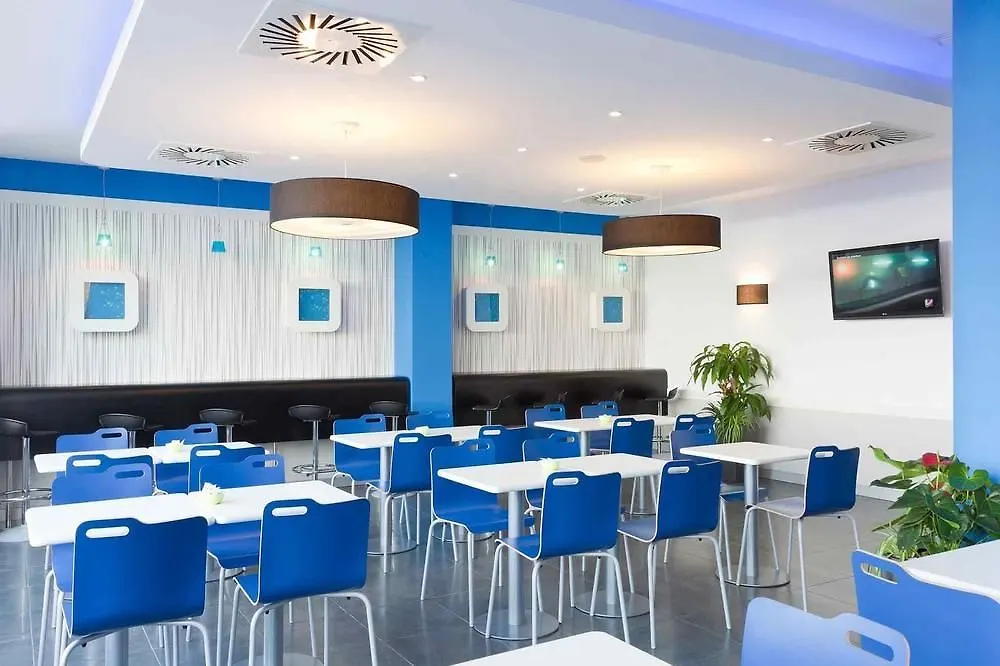 Отель Ibis Malaga Centro Ciudad