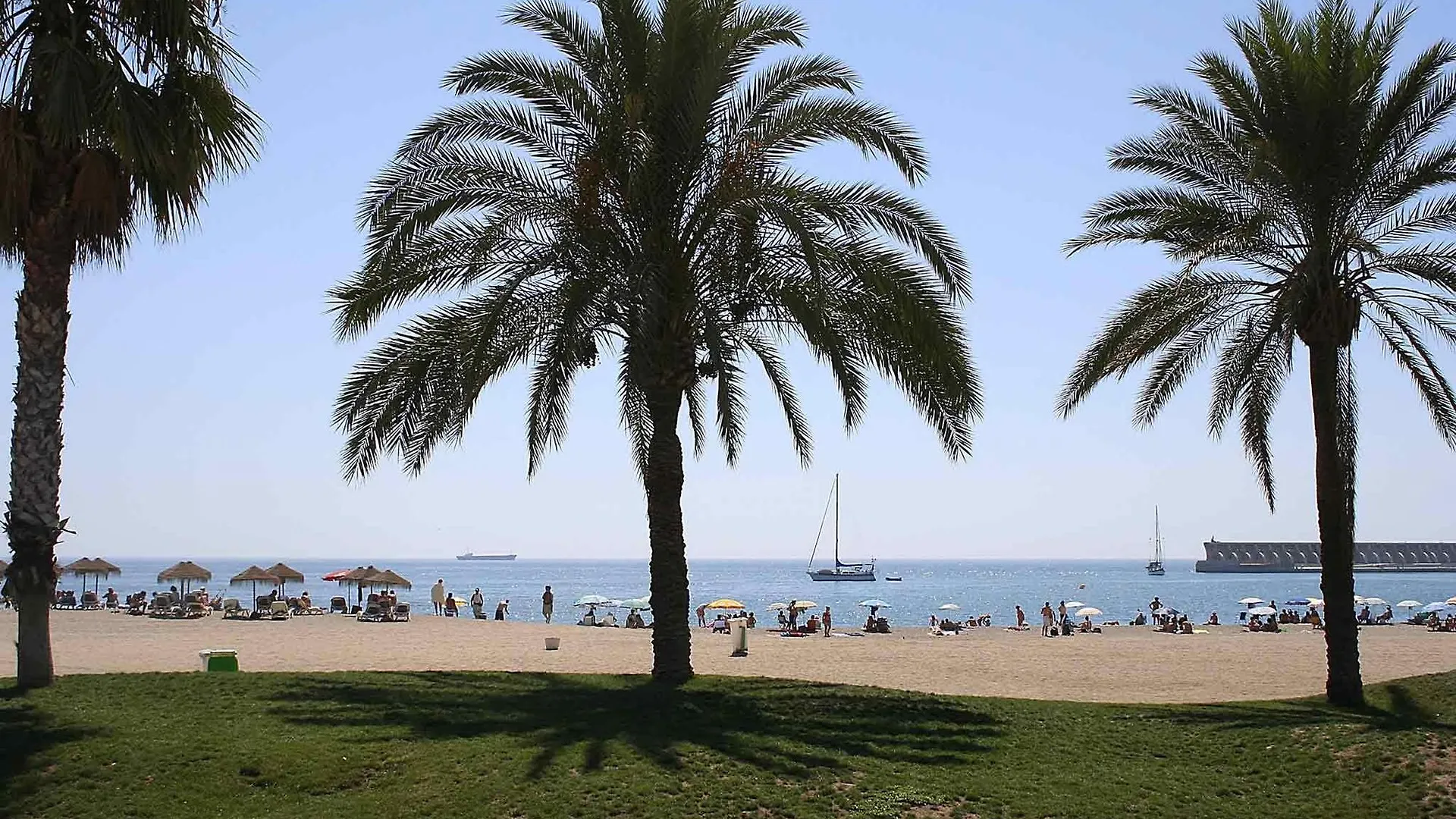 Отель Ibis Malaga Centro Ciudad